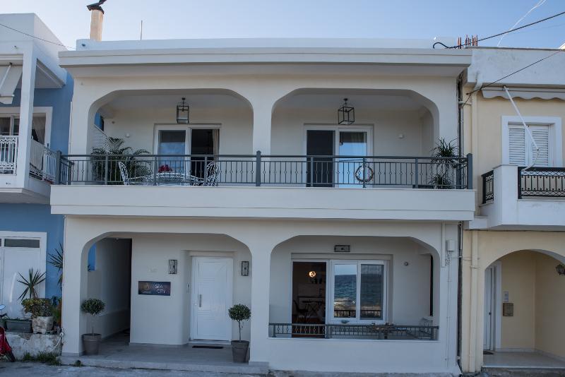 B4B Sea N' City Zante Extérieur photo